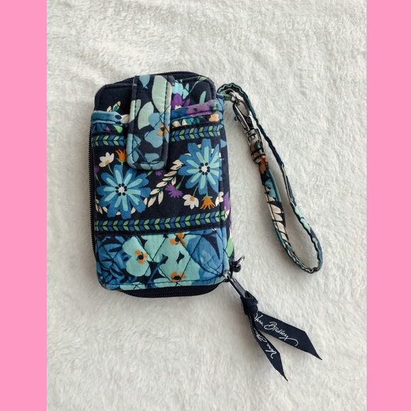 Vera Bradley dark blue floral wristlet All $8 and under items 3 for $15 - Picture 2 of 3